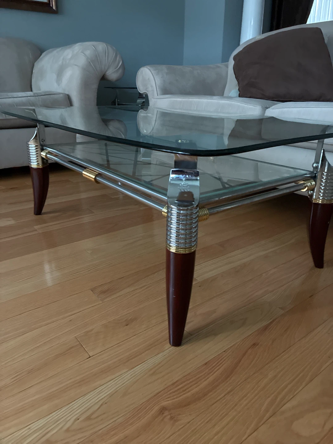 Glass top coffee table with chrome and wood legs - photo 4