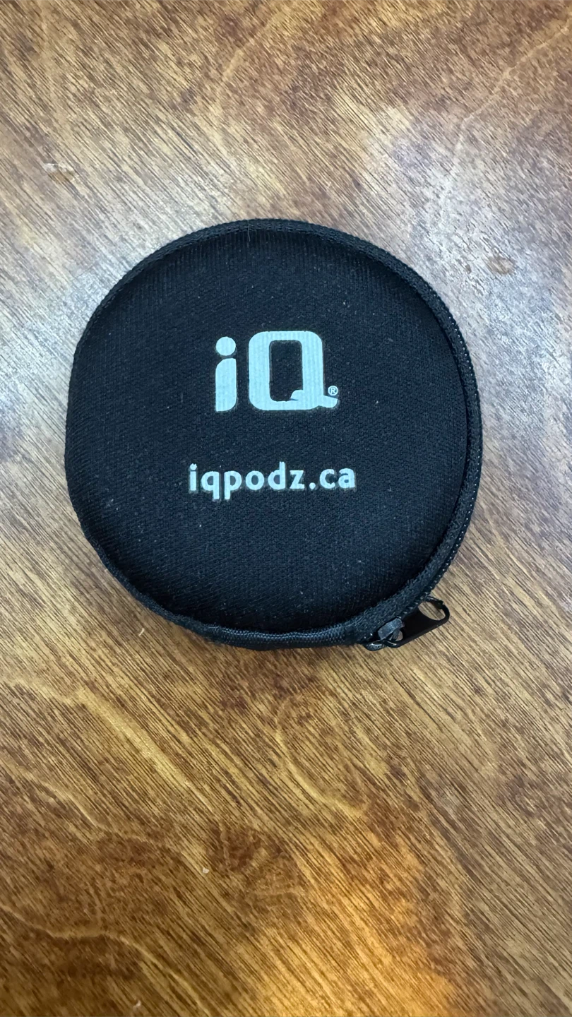 Bluetooth earbuds - photo 2