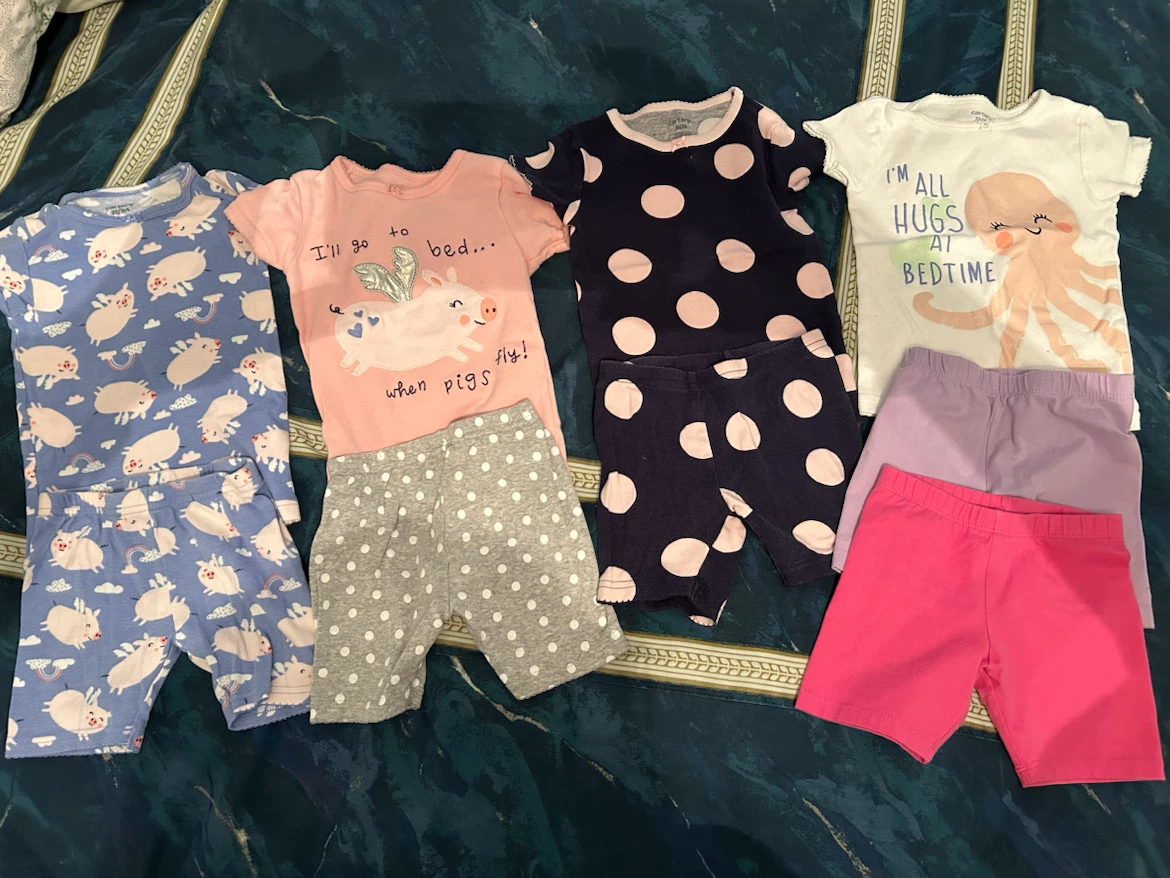 4 PAIRS LIKE NEW SIZE 3T PAJAMAS (SEE LISTING)