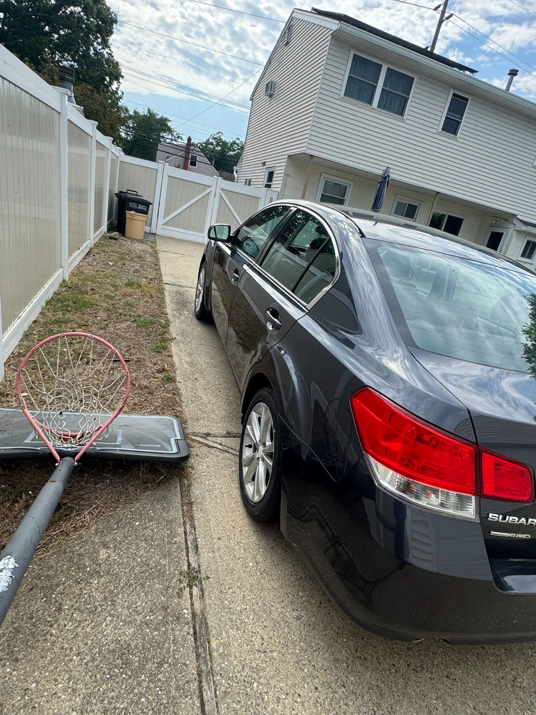 2013 Subaru Legacy 2.5i Sedan - photo 2