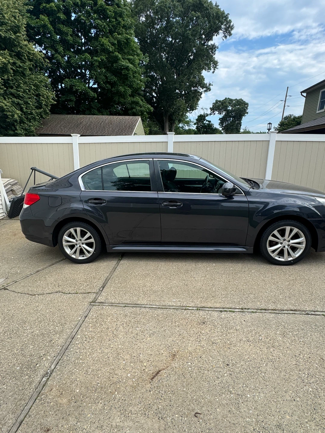 2013 Subaru Legacy 2.5i Sedan - photo 3