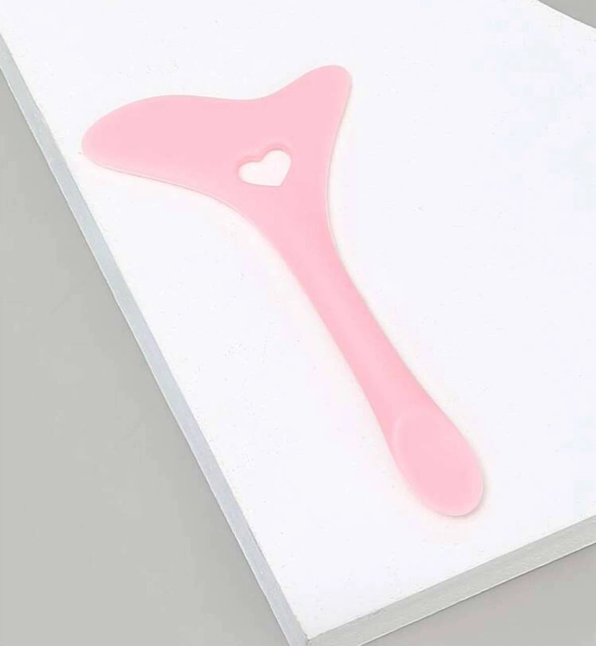 Pink multifunctional makeup eyeliner stencil , waterproof tool - photo 5