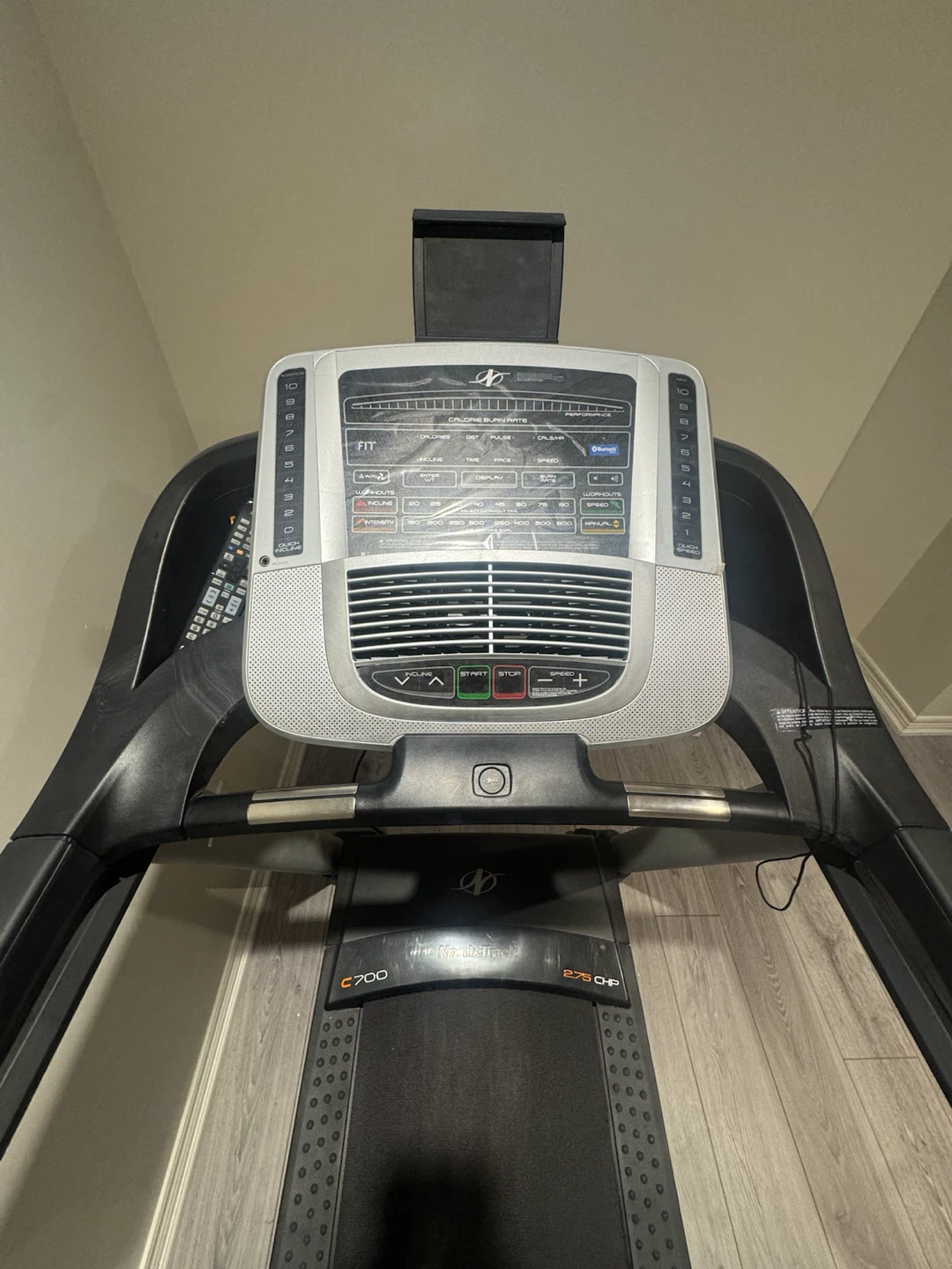 NordicTrack C700 Treadmill - photo 2