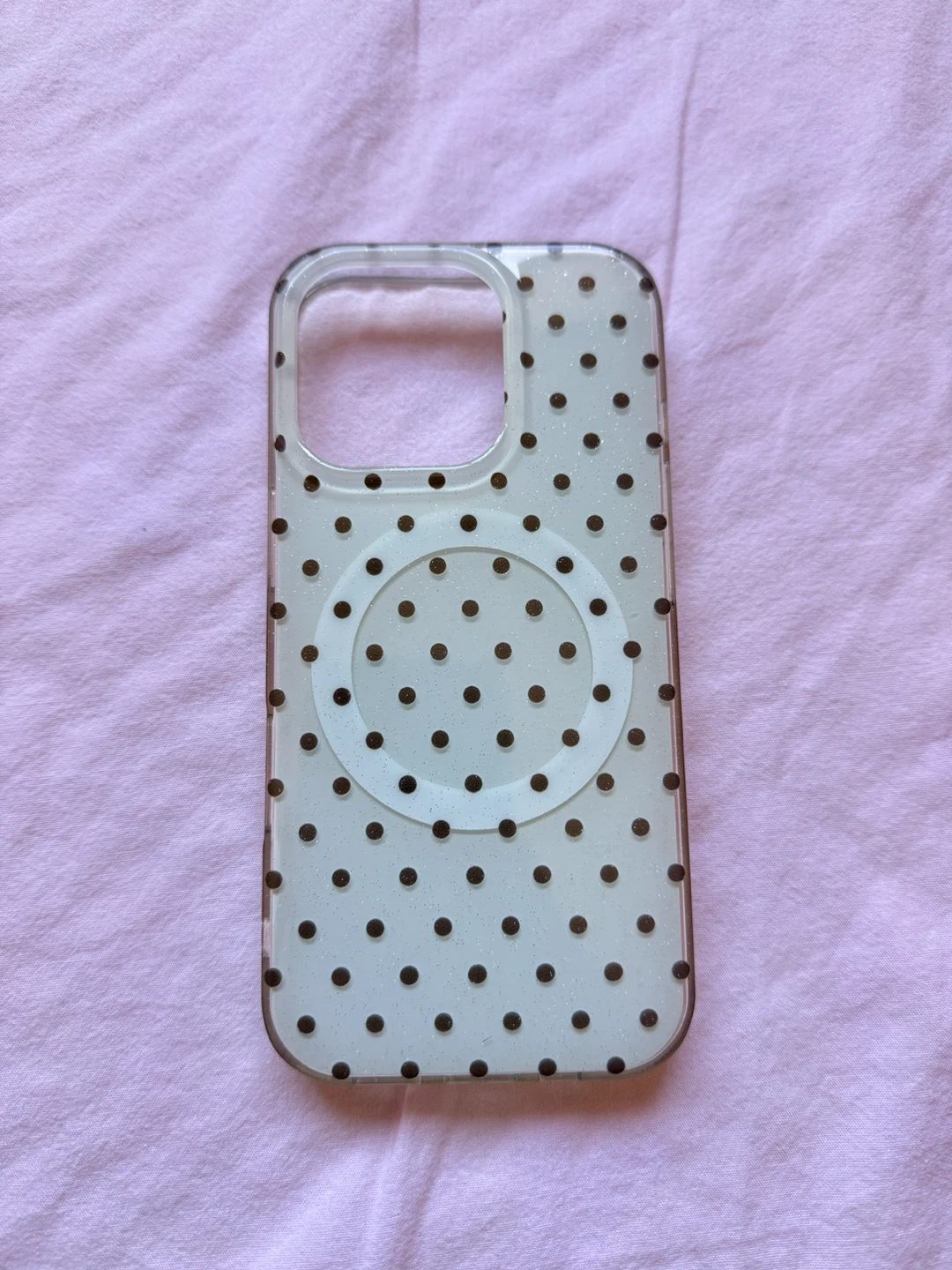 IP16PRO Case with Polka Dot Design