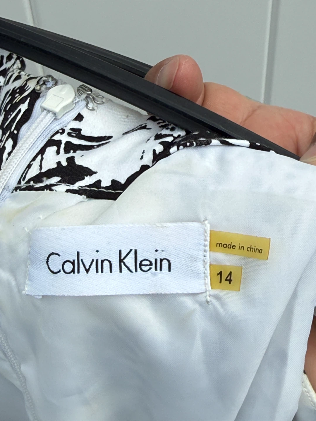 Calvin Klein Women's Dress - Black & White Print Size 14 - photo 3