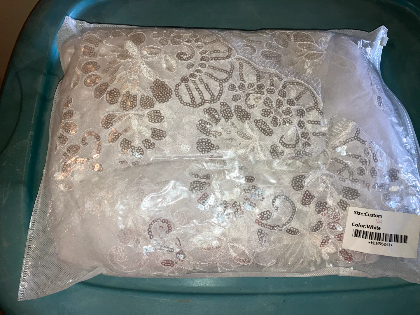 New-Long White Lace and Sequin Wedding Veil - photo 2