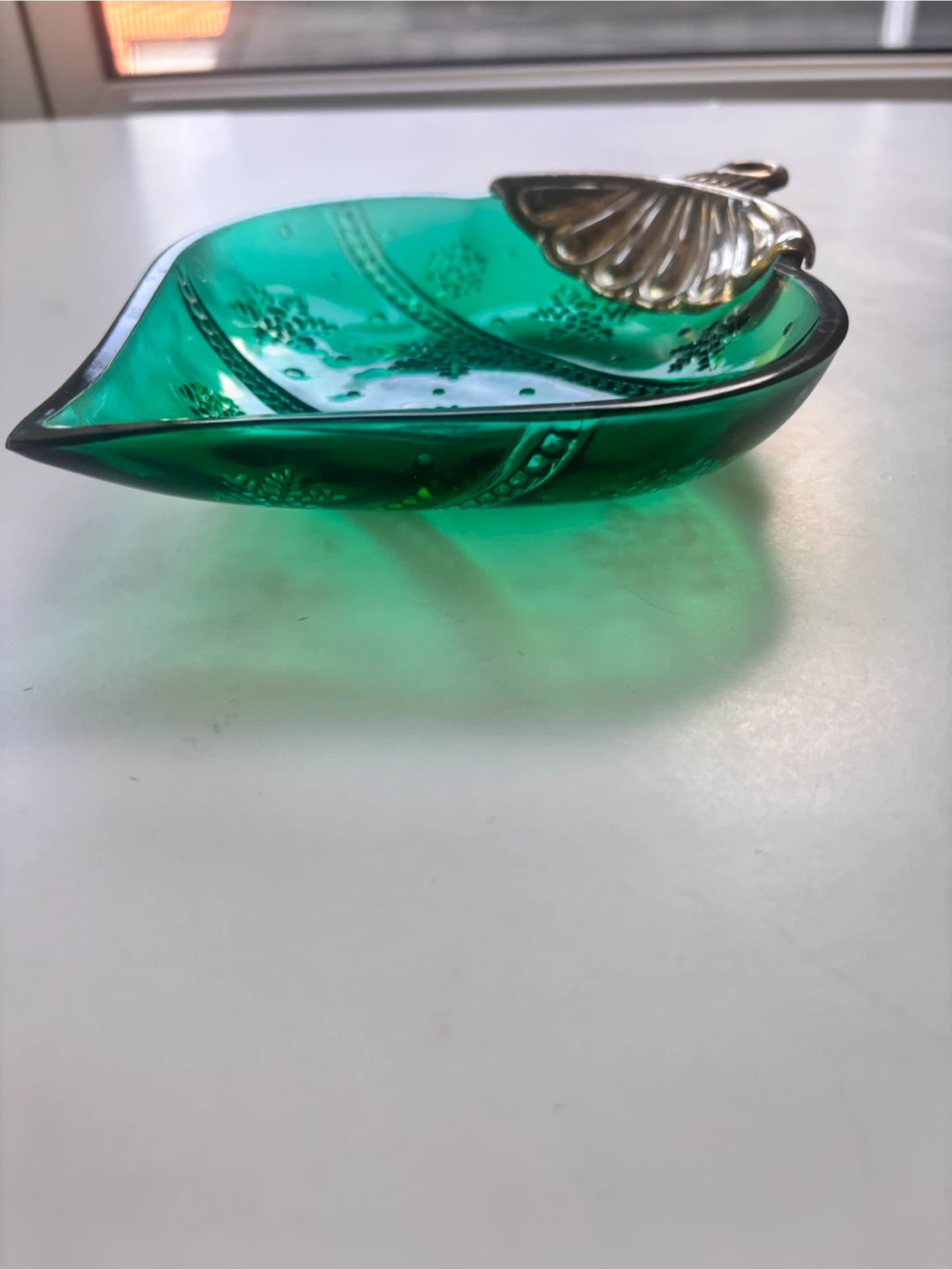 Green Glass Christmas Ornament Dish with Metal Hanger - photo 3