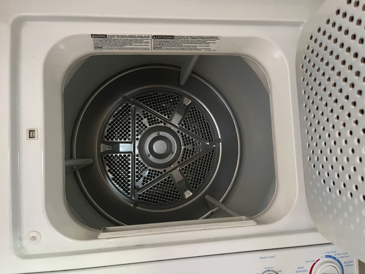 White Frigidaire Stackable Washer and Dryer - photo 5