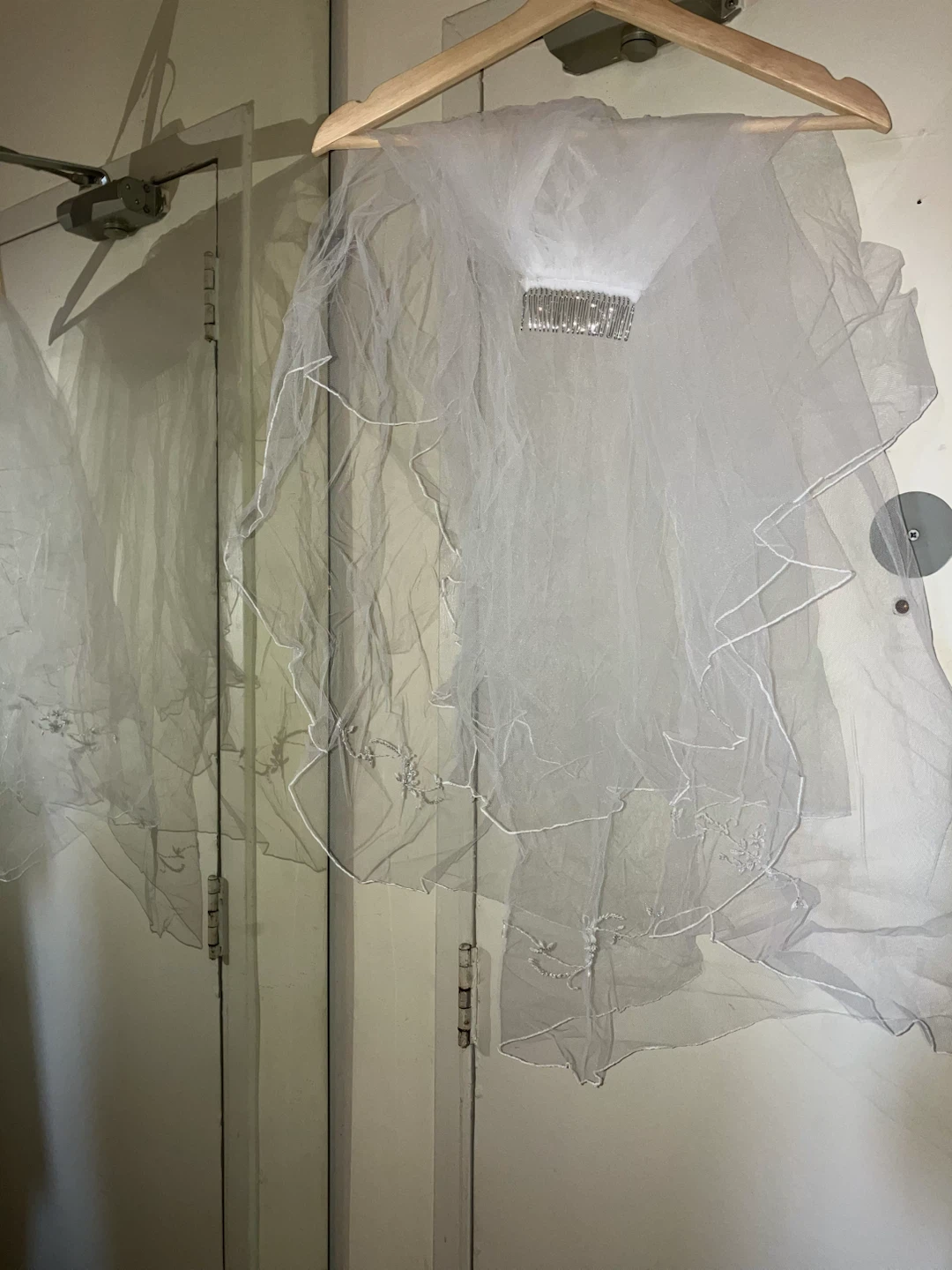 White Wedding Veil with Rhinestone Headband - photo 2