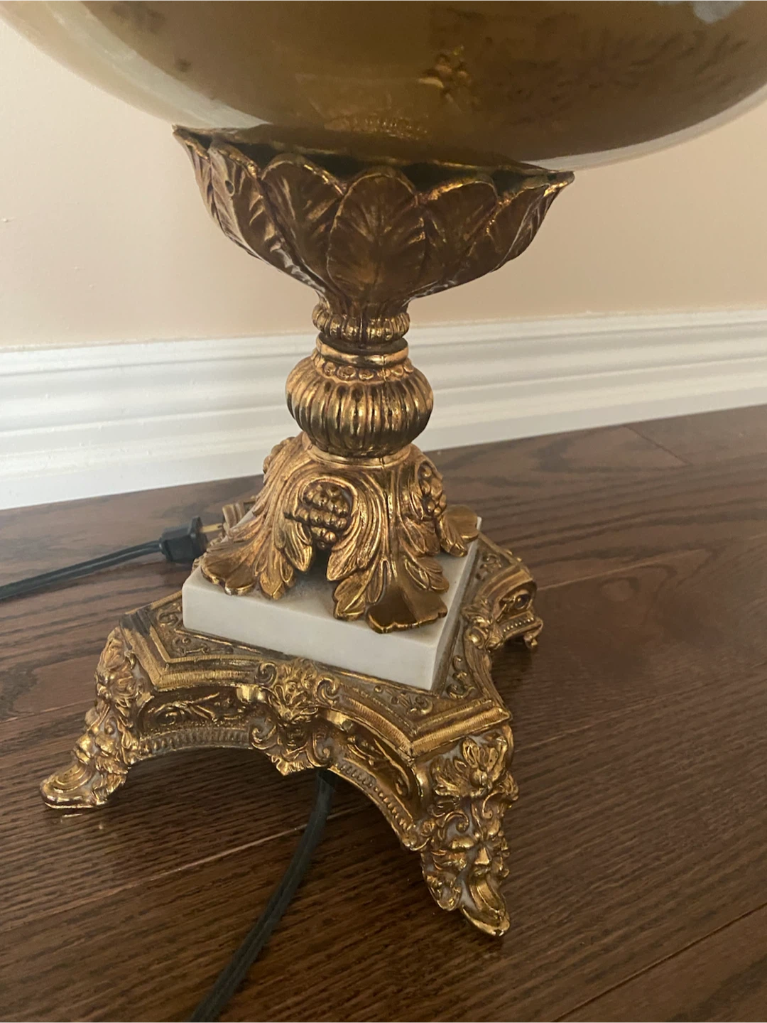 Vintage Brass Floral Table Lamp 35” - photo 4