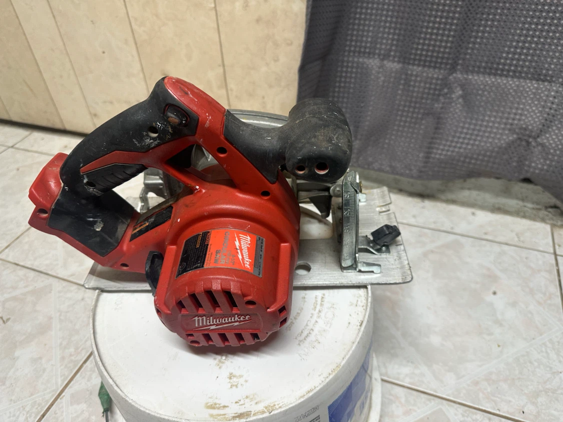 Milwaukee Cordless 18v Circular Saw, stopped working