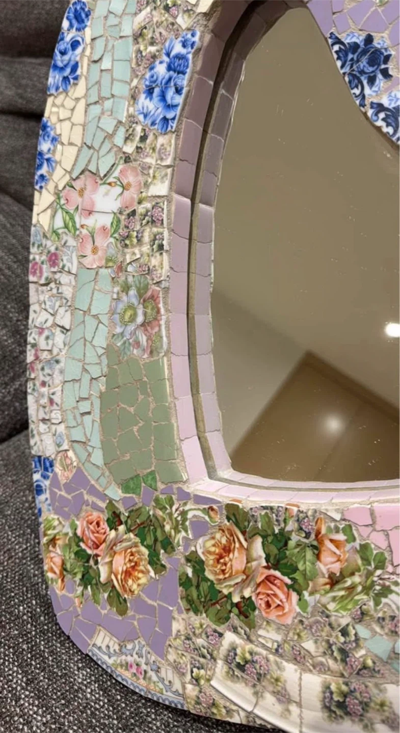 Mosaic Heart Mirror - photo 3
