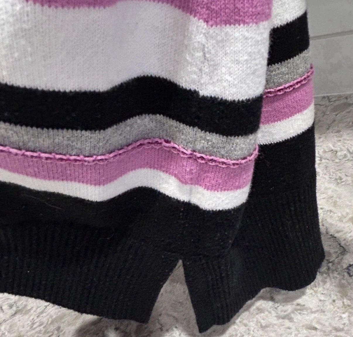 Women’s Striped Lightweight Sweater Shirt (Size L) - photo 4