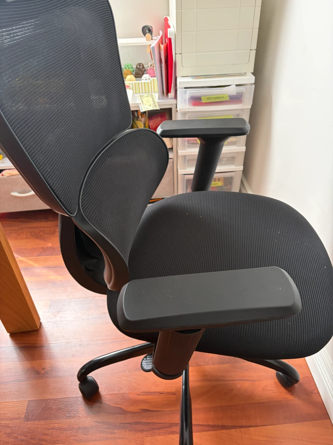 Ergonomic Mesh Office Chair - photo 2