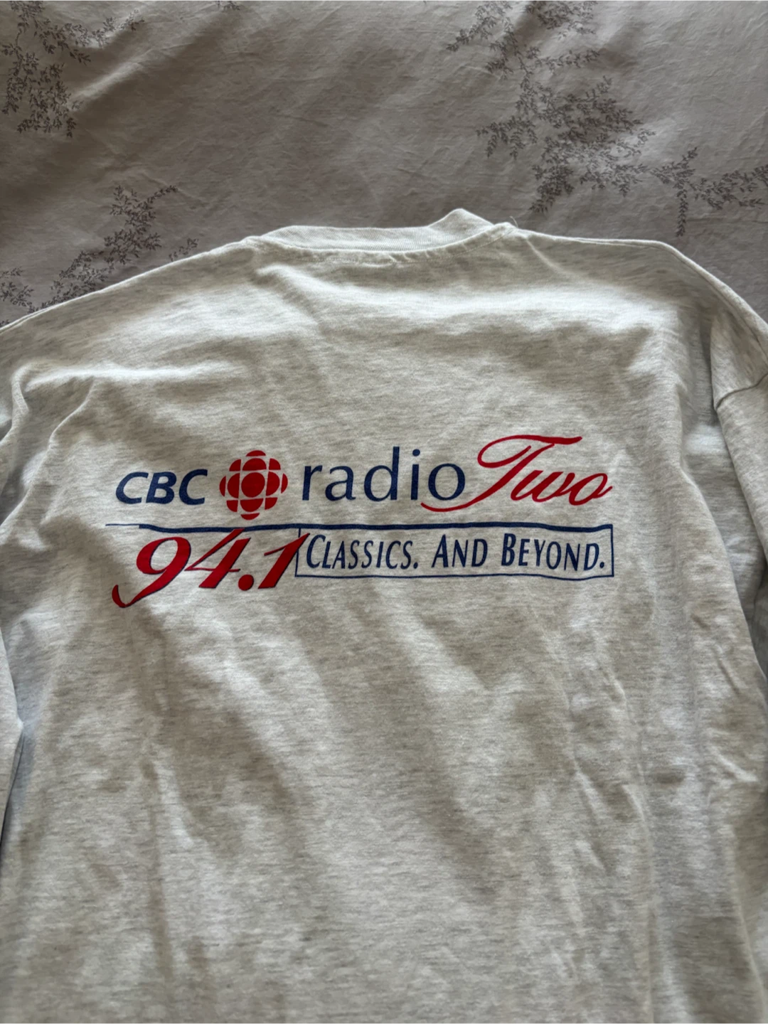 Vintage XXL CBC Radio One 99.1 Crew Long Sleeve T-Shirt - photo 3
