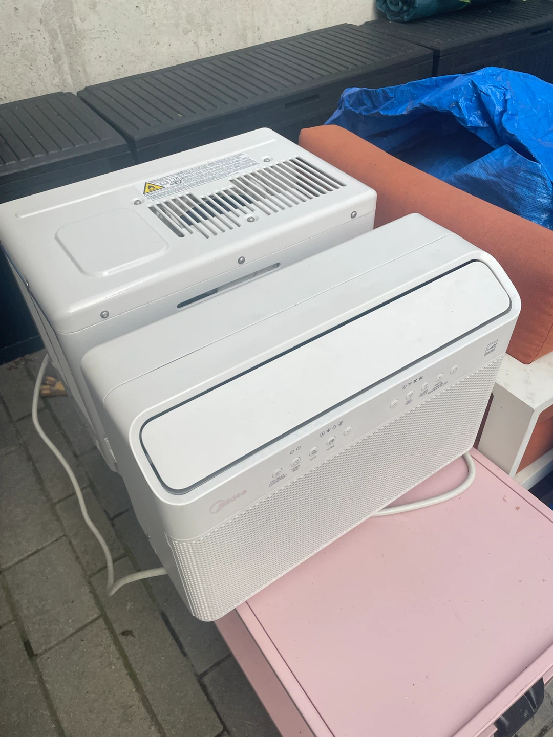 Midea 12,000 btu air conditioner - photo 2