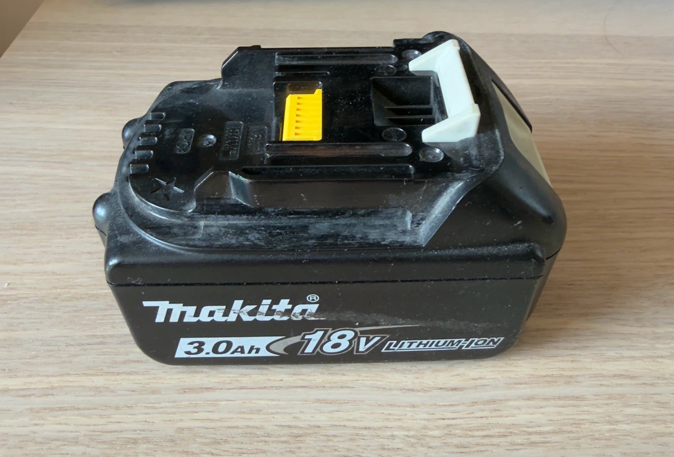 Makita 18V 3.0Ah Lithium-Ion Battery - photo 3