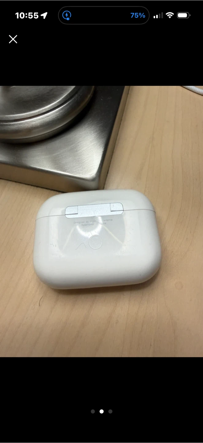 Apple AirPods Pro (1st Generation) - photo 2