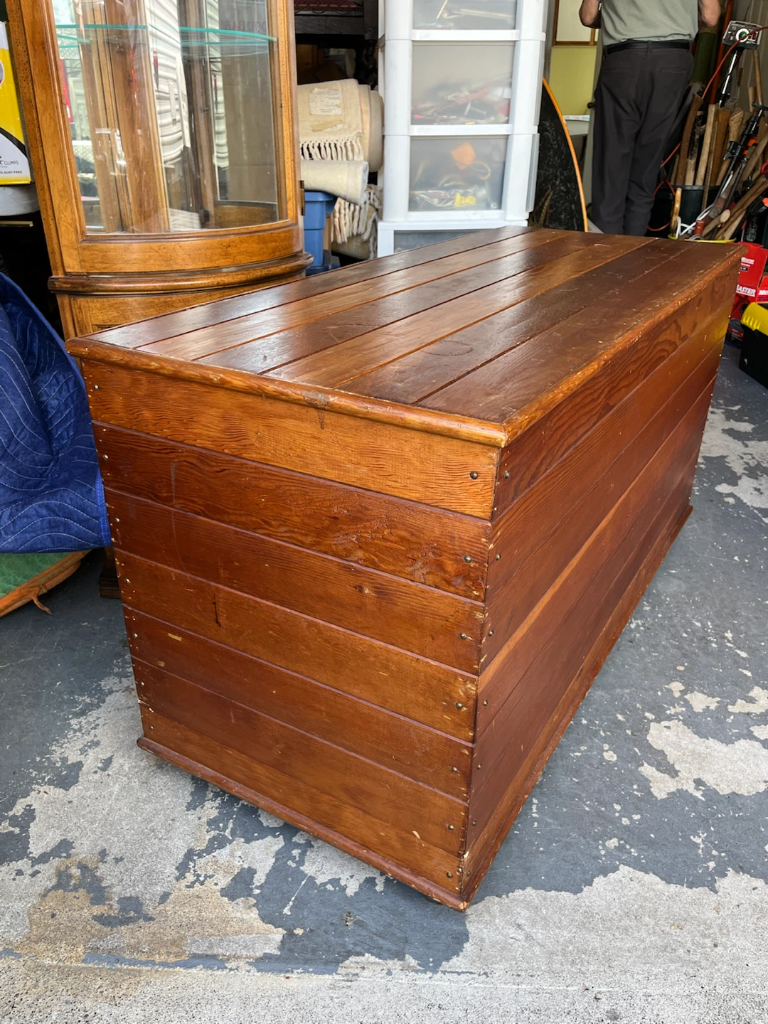 Vintage cedar Wooden Storage Chest Trunk - photo 2