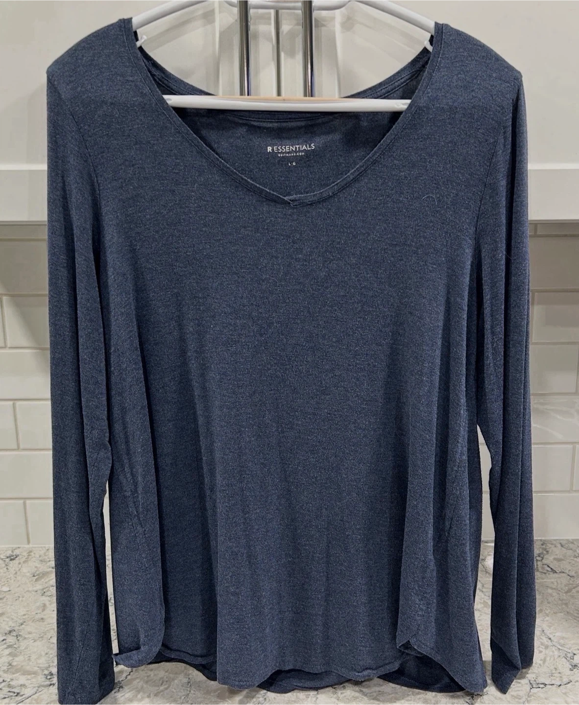Women’s Reitmans Blue Long Sleeve Top (Size L)