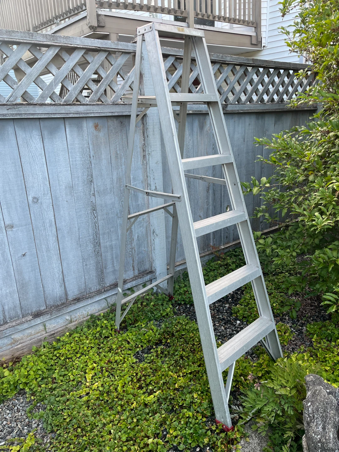 6’ Aluminum A-Frame Ladder