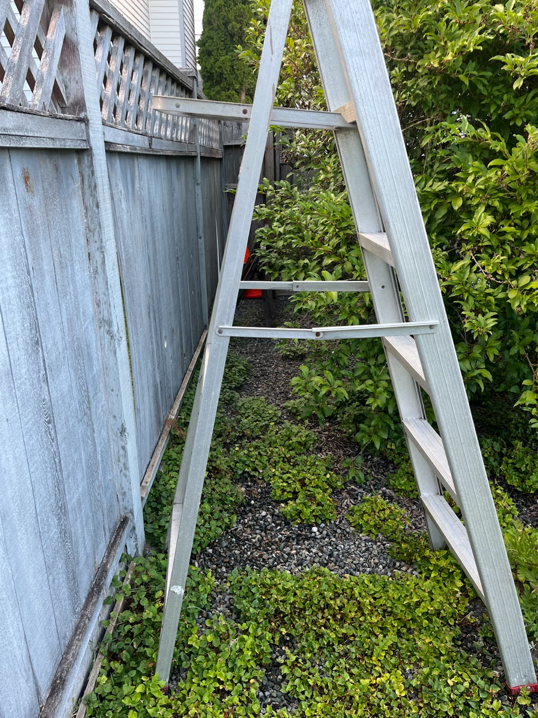 6’ Aluminum A-Frame Ladder - photo 2