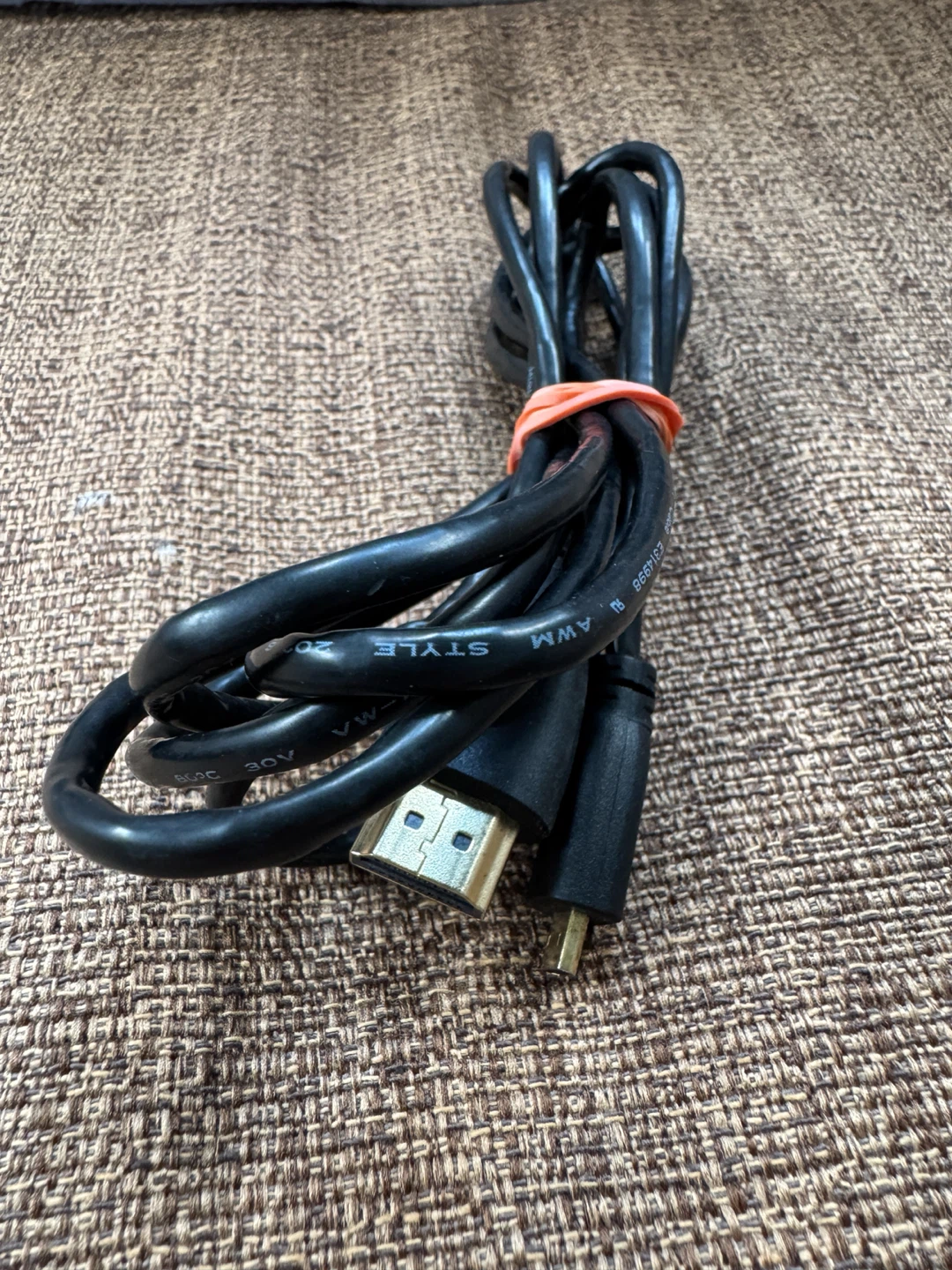 HDMI to Micro HDMI Cable - photo 2
