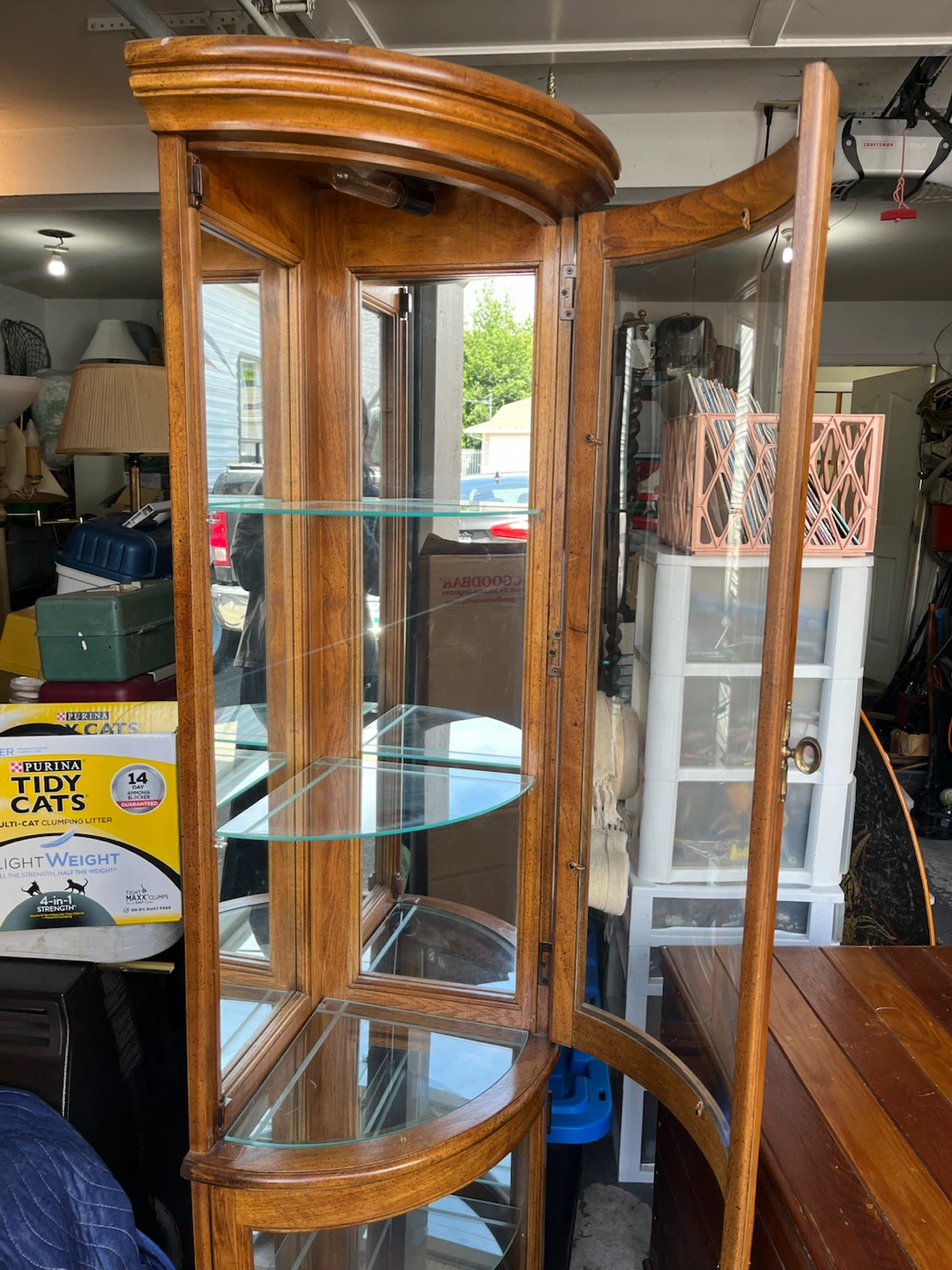 Pulaski Glass Corner Display Cabinet - photo 5