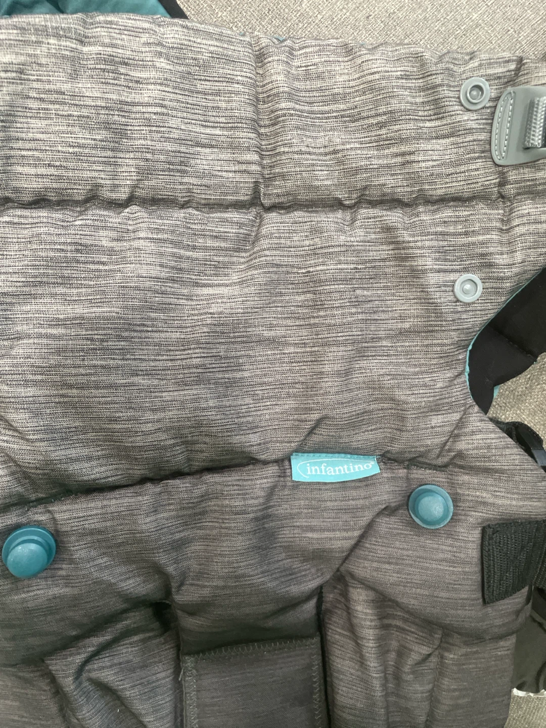 Infantino Baby Carrier - photo 2