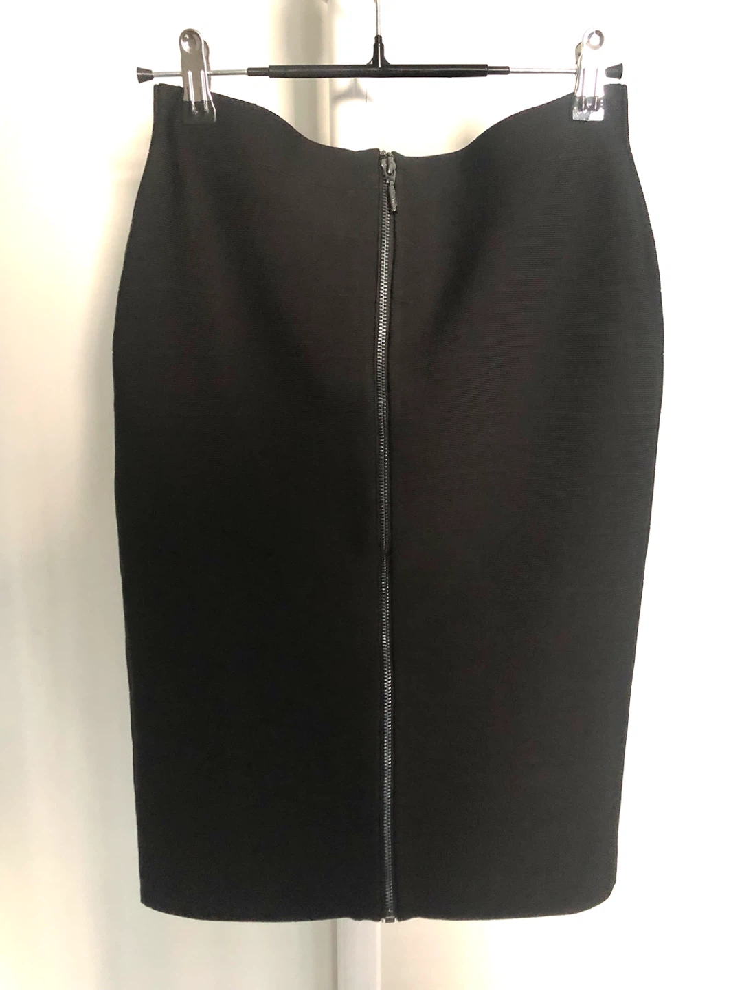 New GUESS Black Bandage Pencil Skirt with Full Zipper