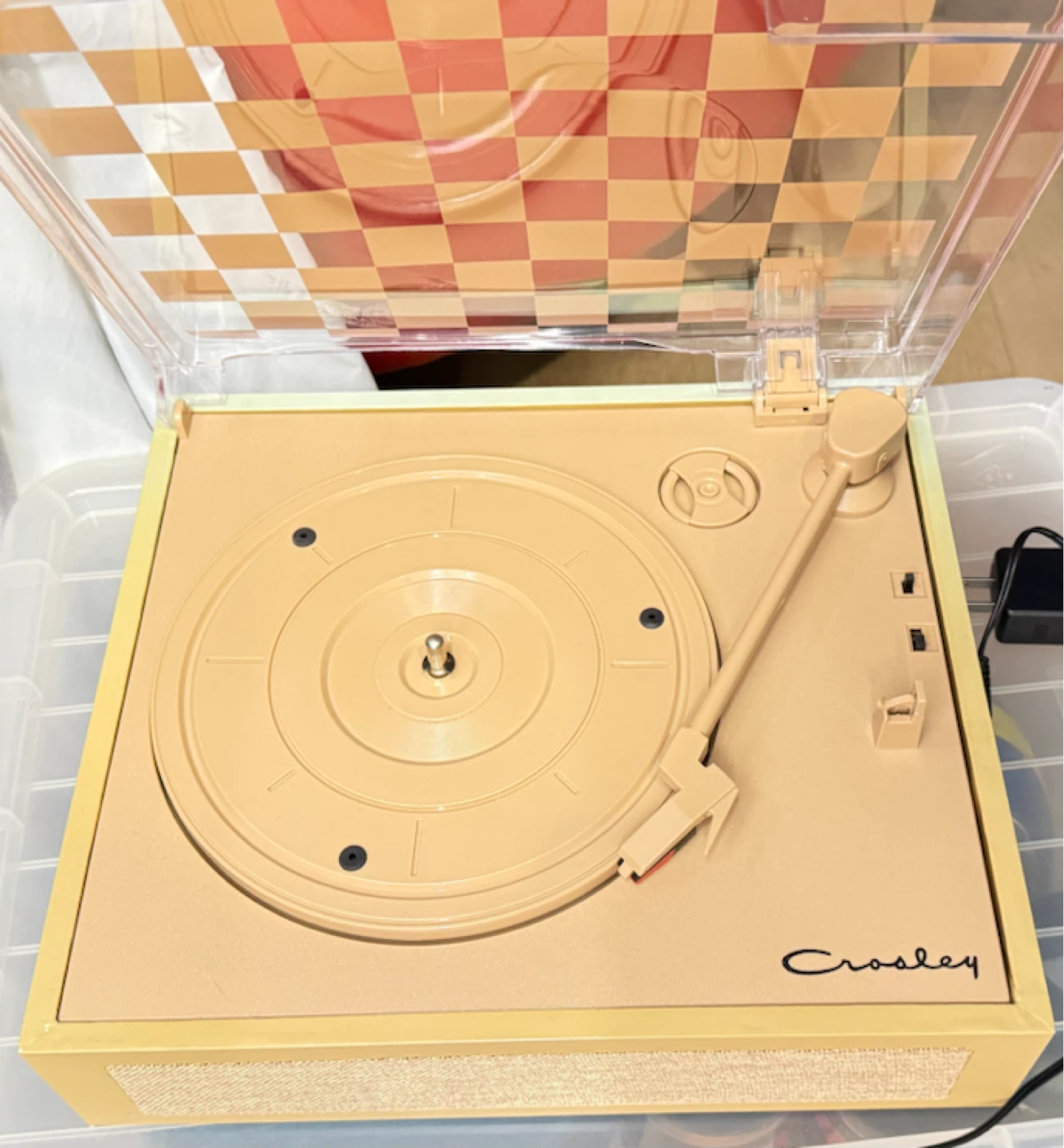 Crosley UO Exclusive Checkered Ryder Turntable - photo 3