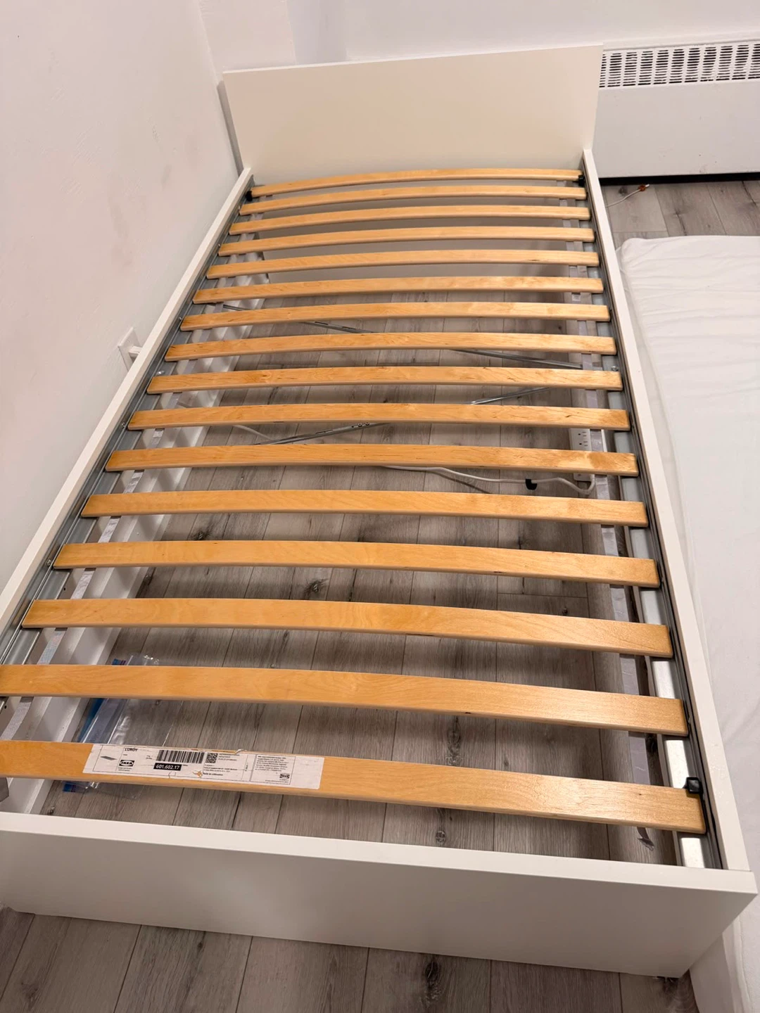 IKEA Luroy Twin Slatted Bed Base with GRUSNARV Bed Frame - photo 5