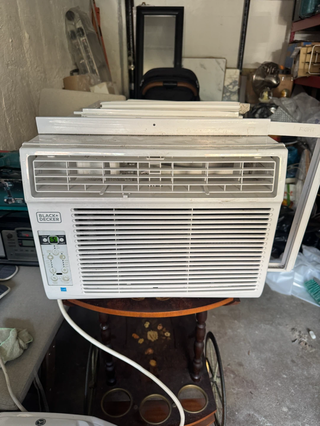 Black + Decker 10,000 BTU Window Air Conditioner BD10WT6 - photo 2