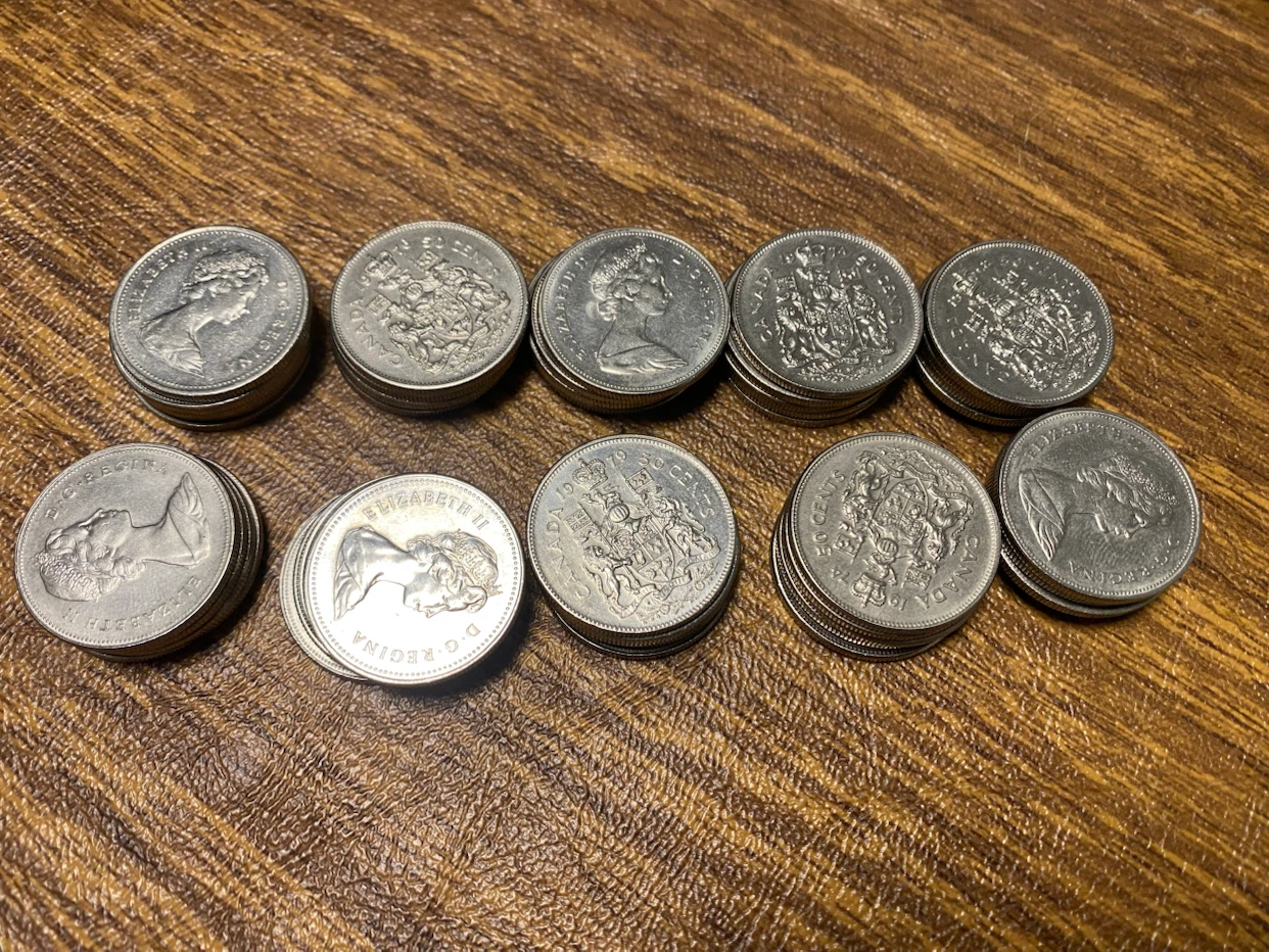 50 Assorted Canadian 50 Cents Coins - photo 2