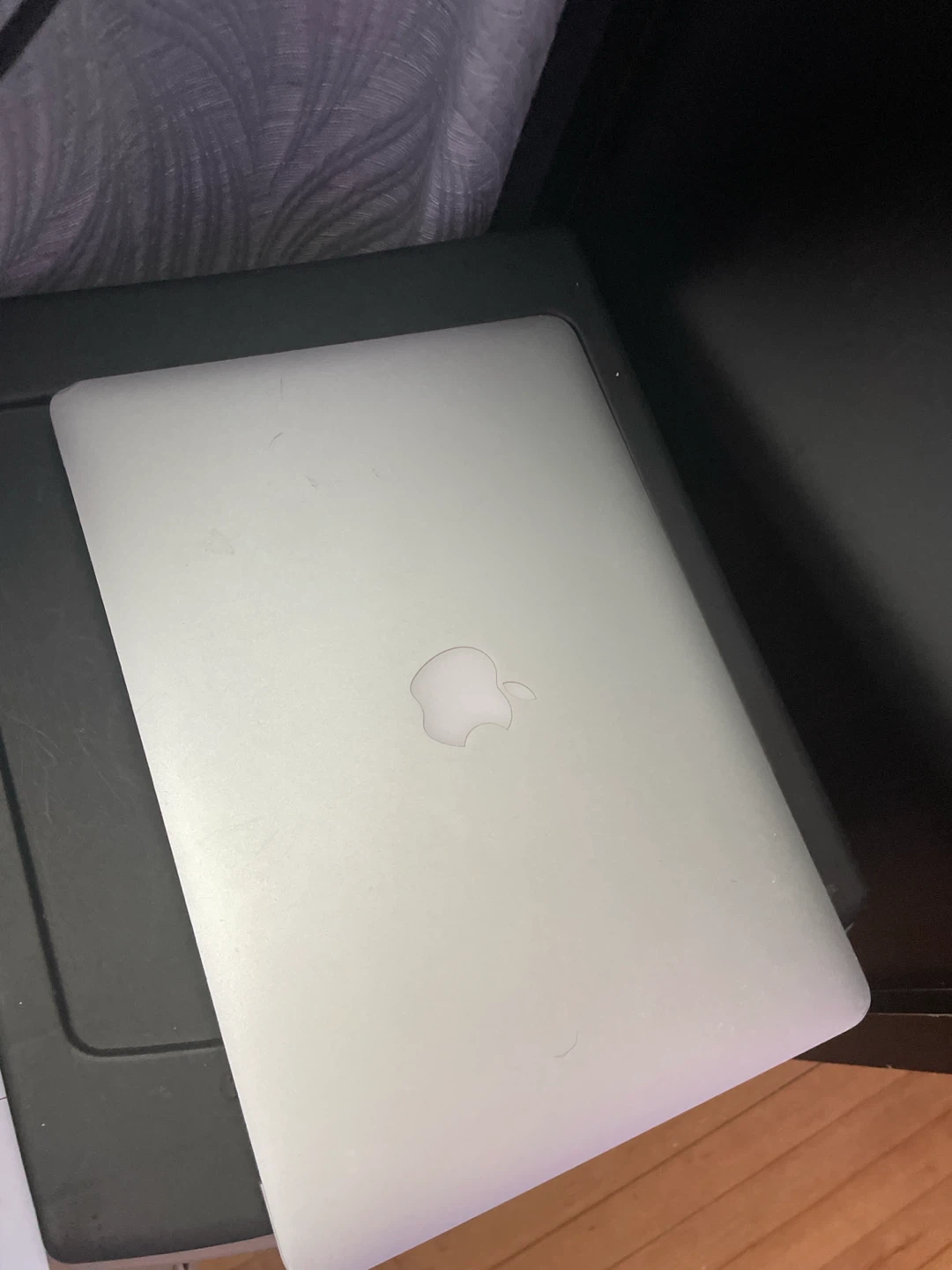 Apple MacBook Laptop