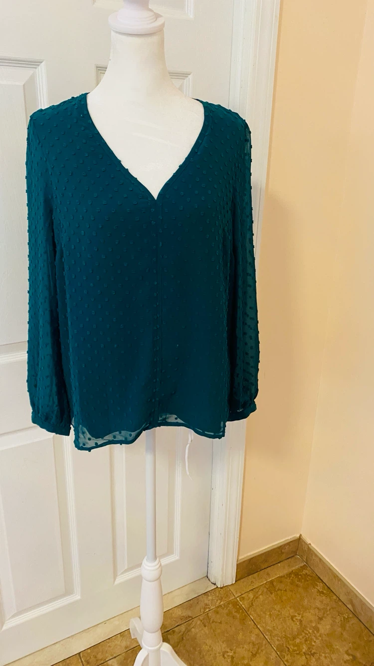 J crew size small clip dot blouse