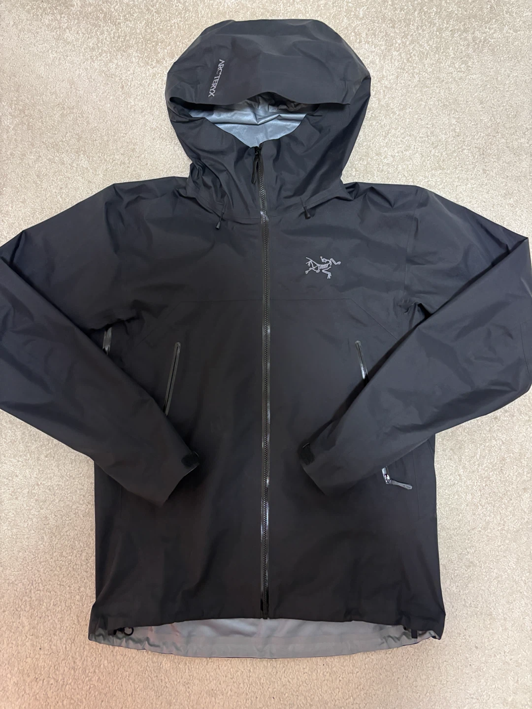 Arc’teryx Beta SL Jacket