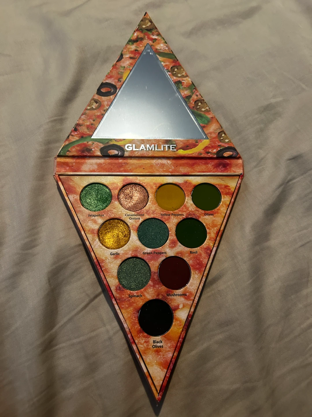 Glamlite Pizza Veggie Lovers Eyeshadow Palette - photo 2