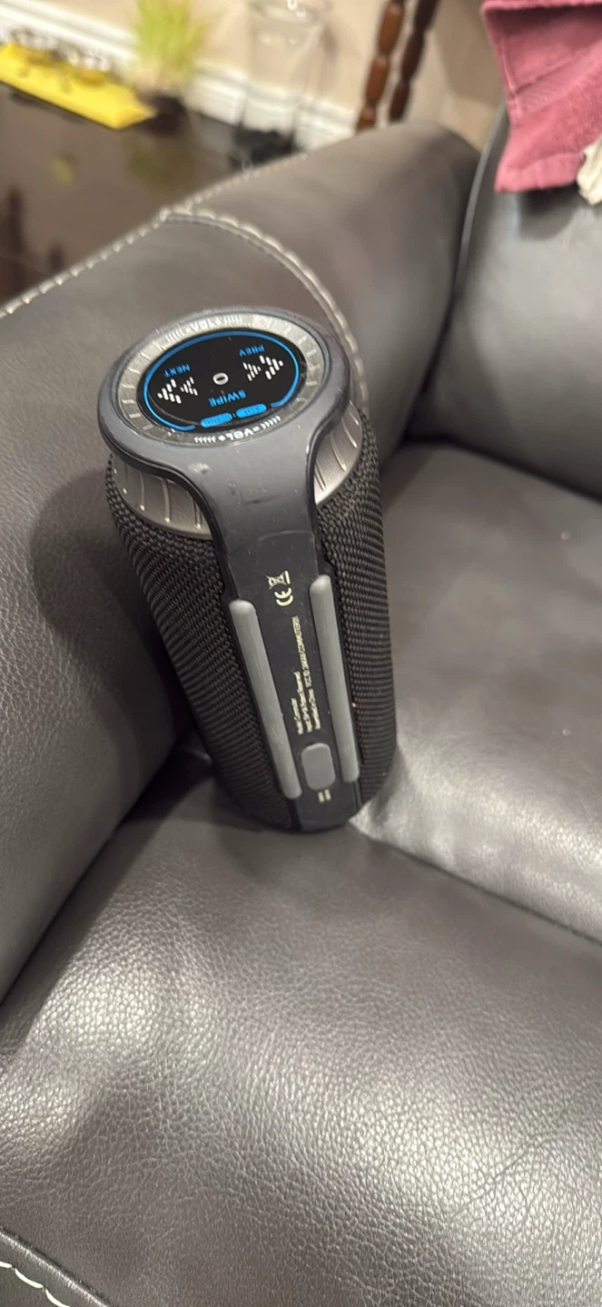 KOVE Portable Bluetooth Speaker - photo 3
