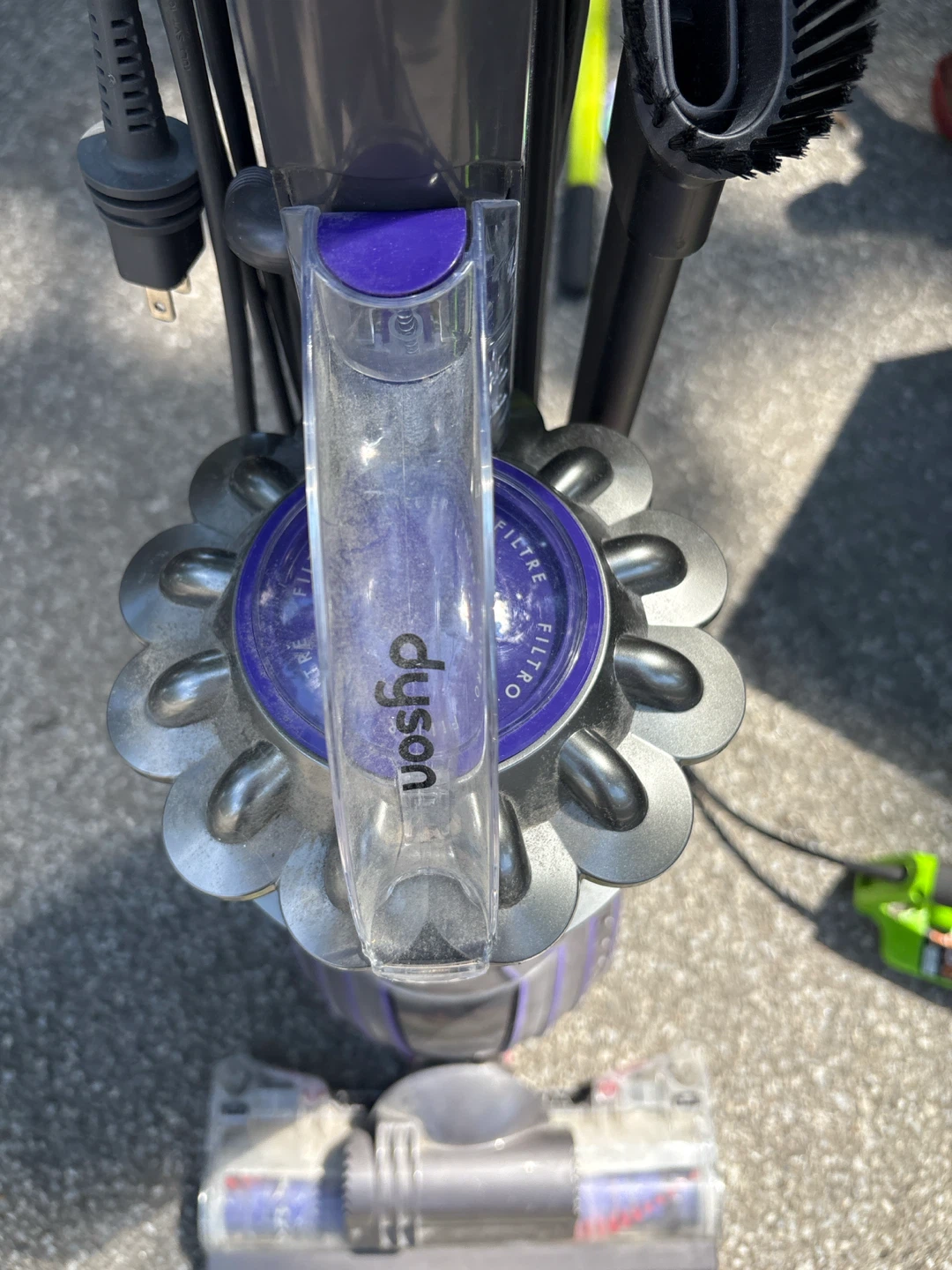 Dyson Ball Vacuum Cleaner - photo 2