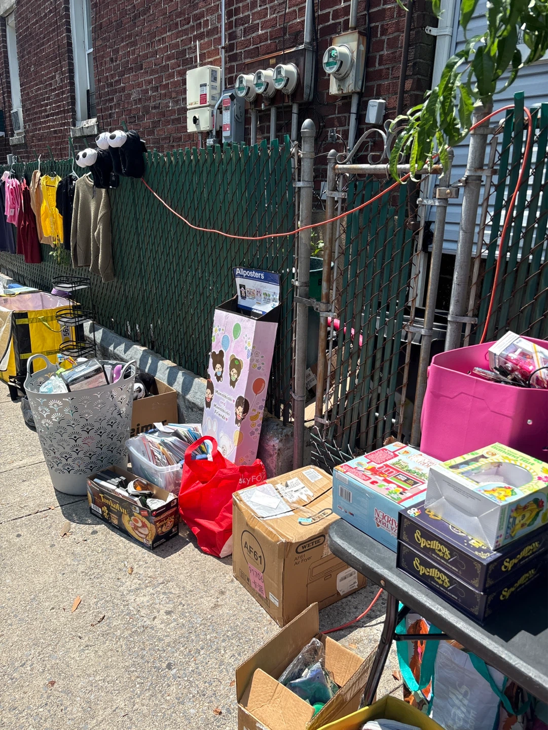 Garage sale today - photo 3