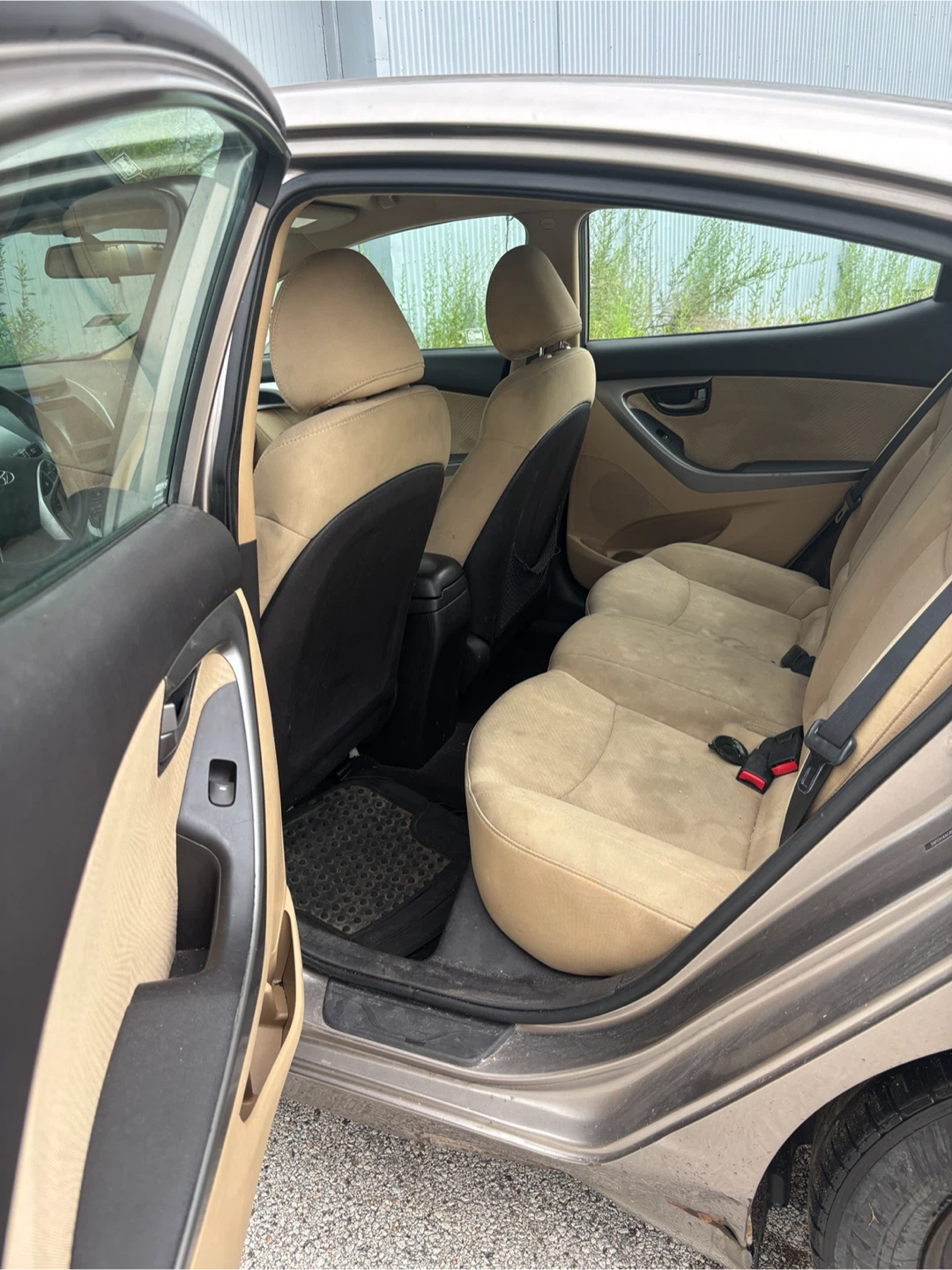 Hyundai Elantra Sedan - photo 3