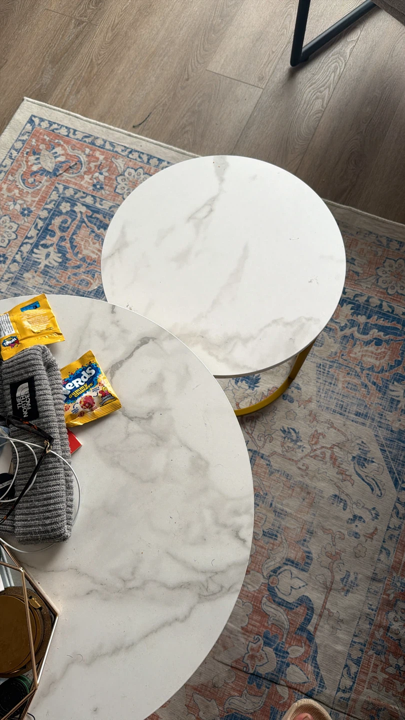Set of 2 Round Nesting Coffee Tables
