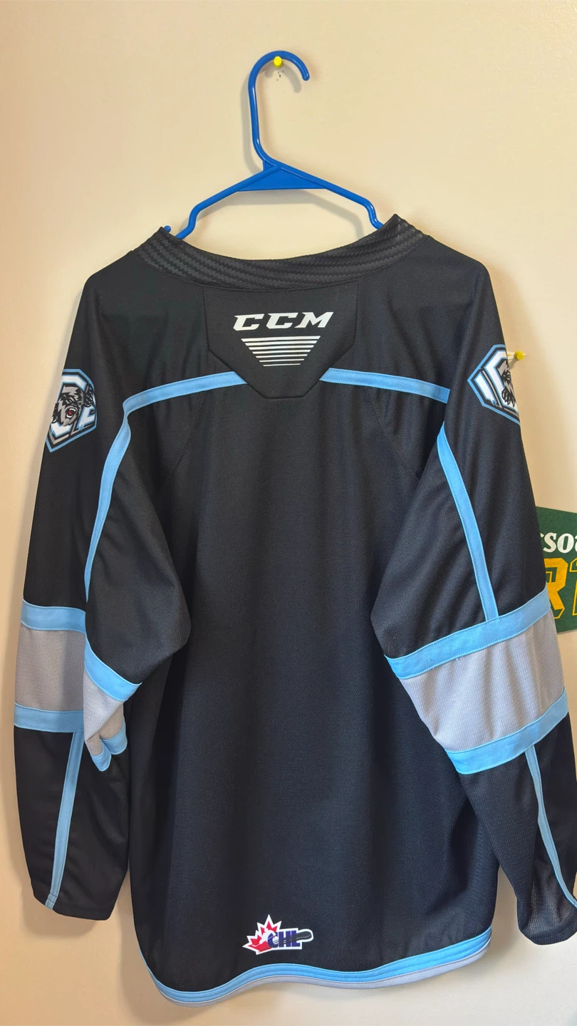 Winnipeg/Kootenay ICE WHL Jersey - photo 2