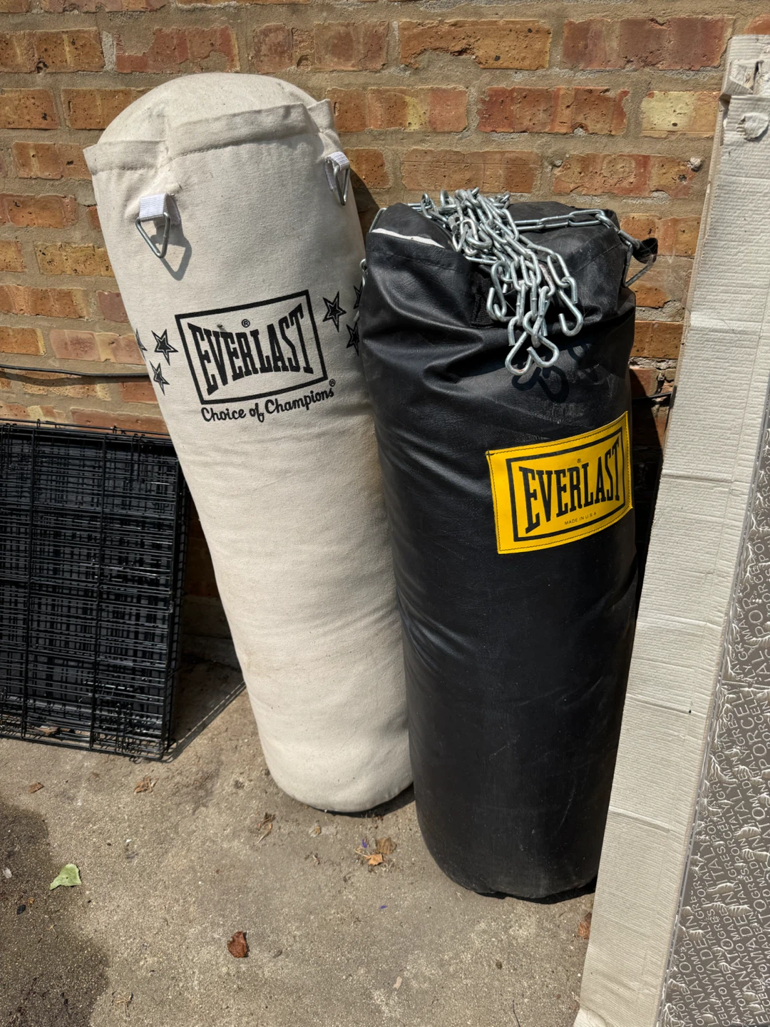 Everlast Punching Bags (2) - Black & Natural Canvas - photo 2