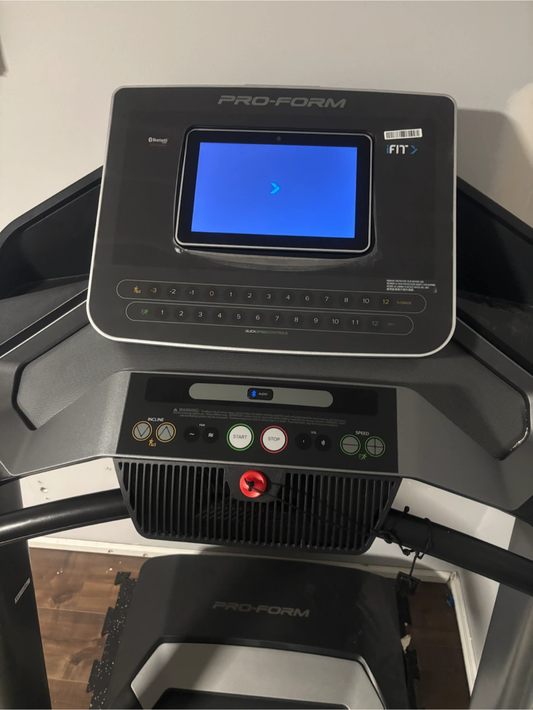 ProForm Pro 2000 Smart Treadmill with 10" HD Touchscreen - photo 5