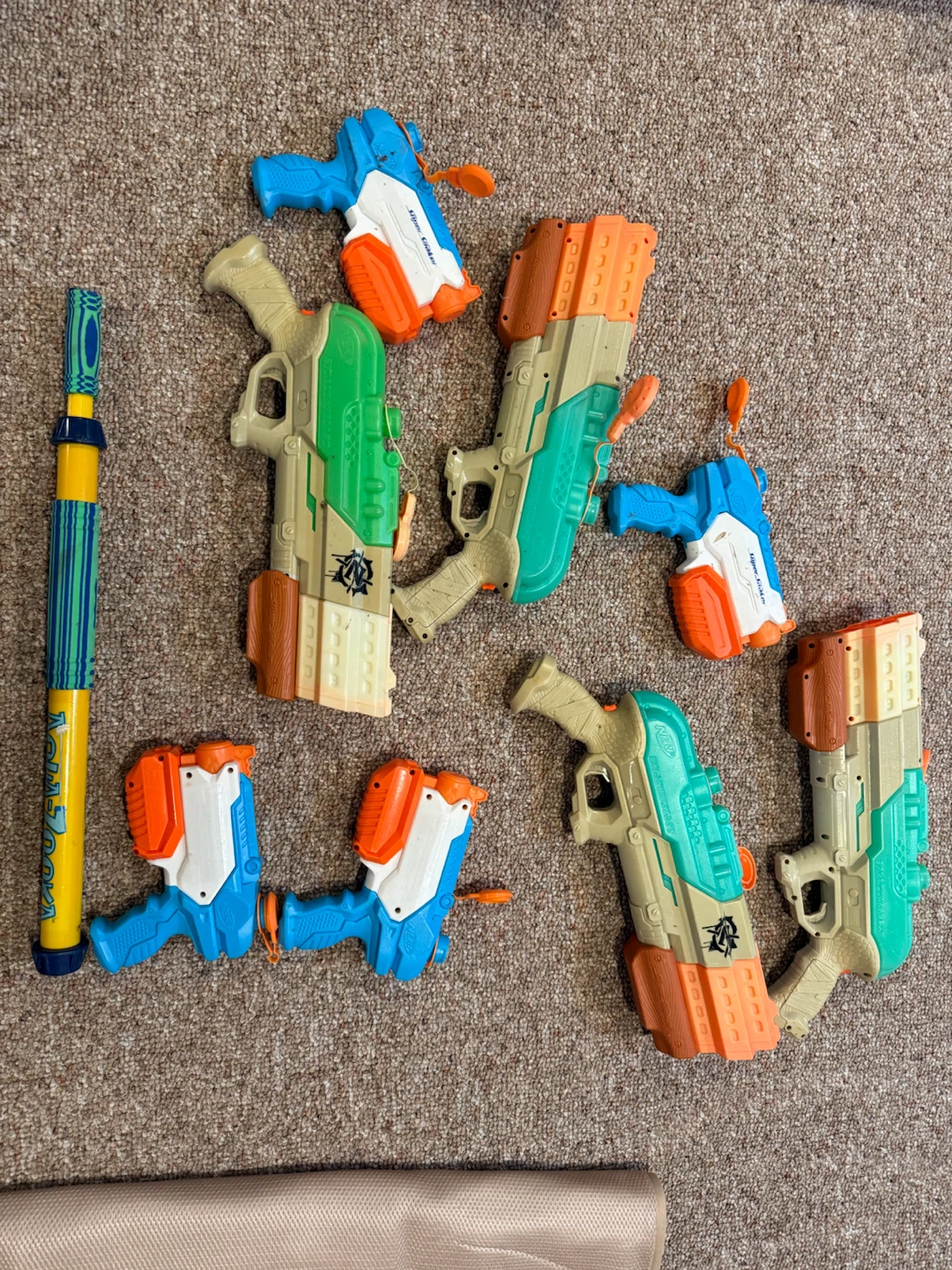 Water toys - Supersoakers bundle