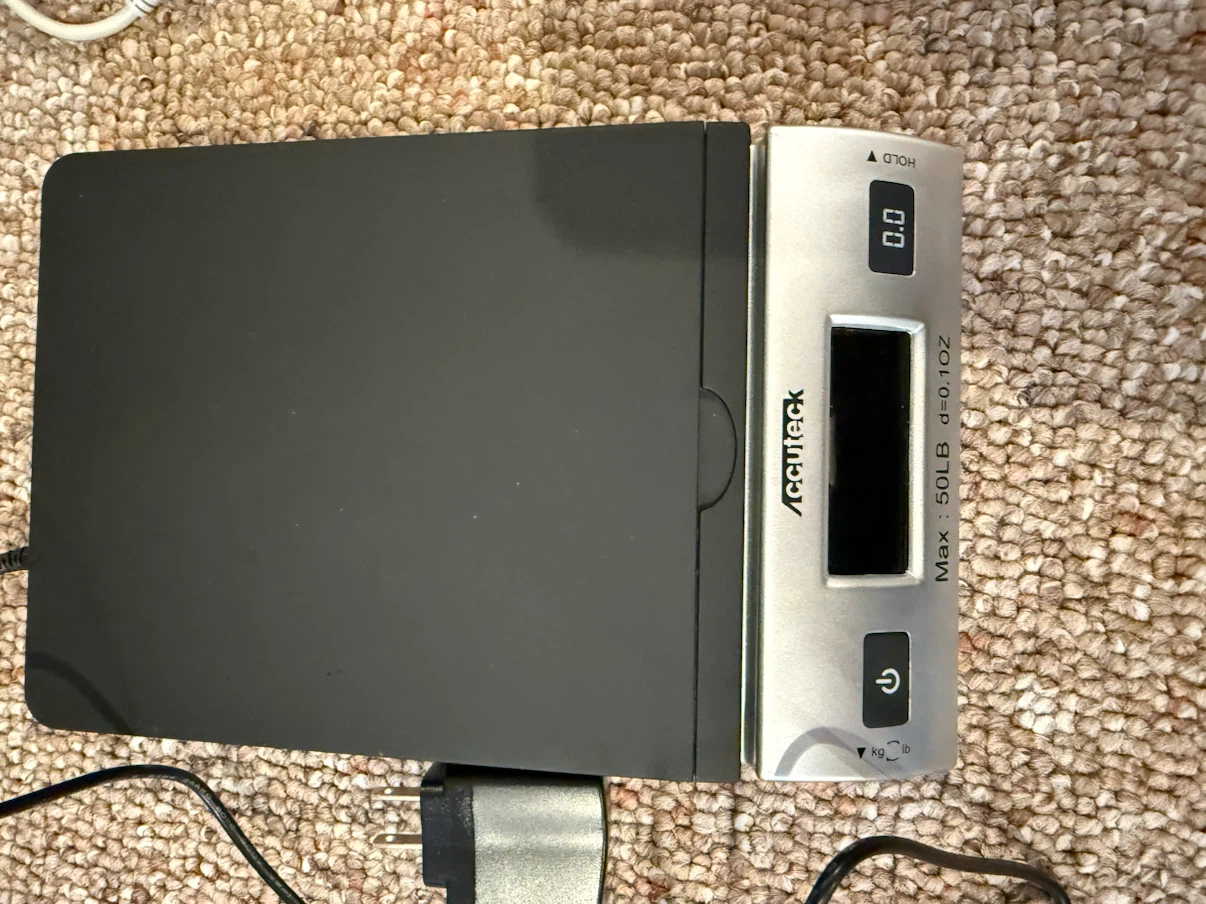 Shipping scale - photo 2