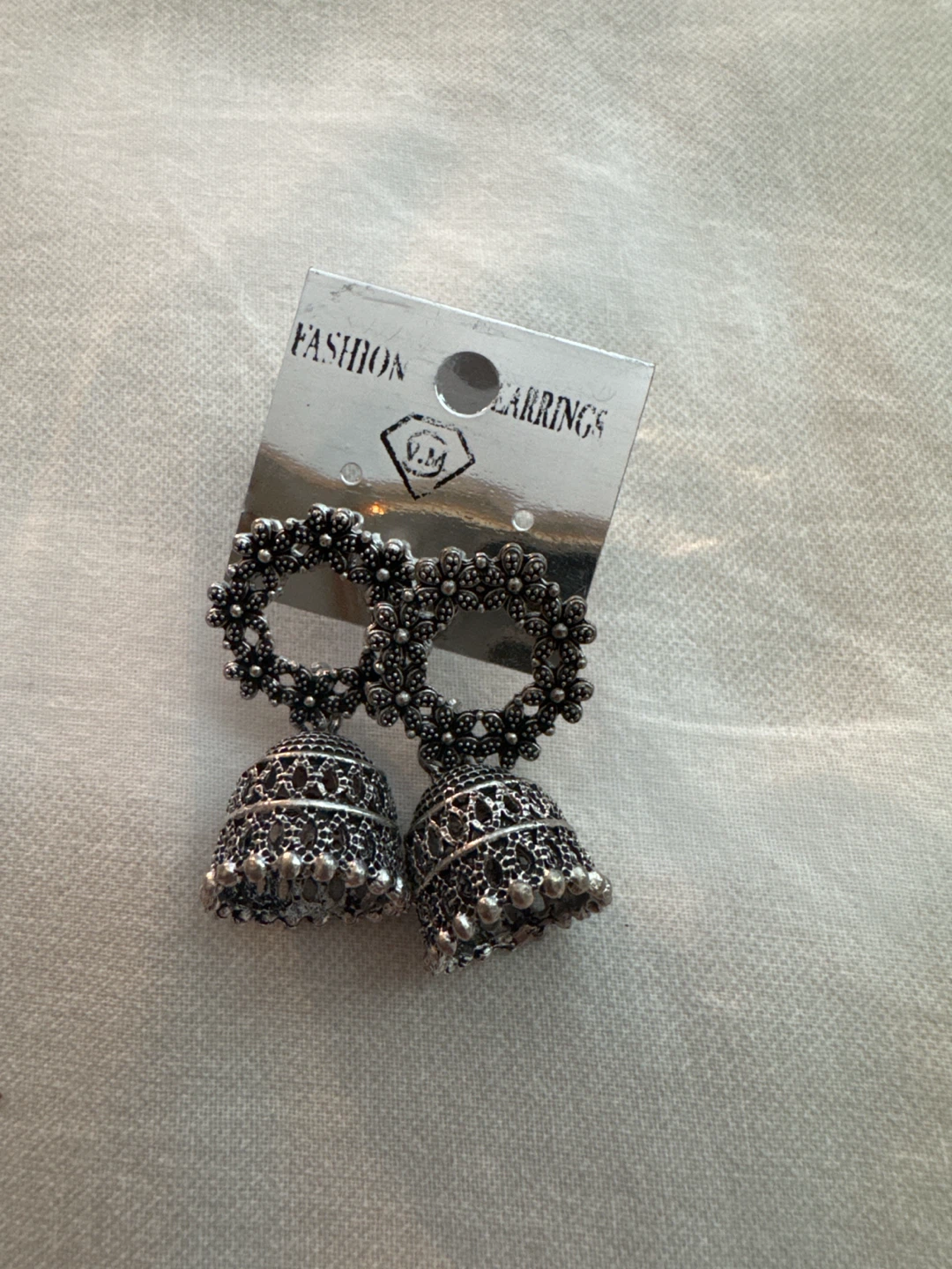 Jhumka Style Fashion Earrings - photo 3