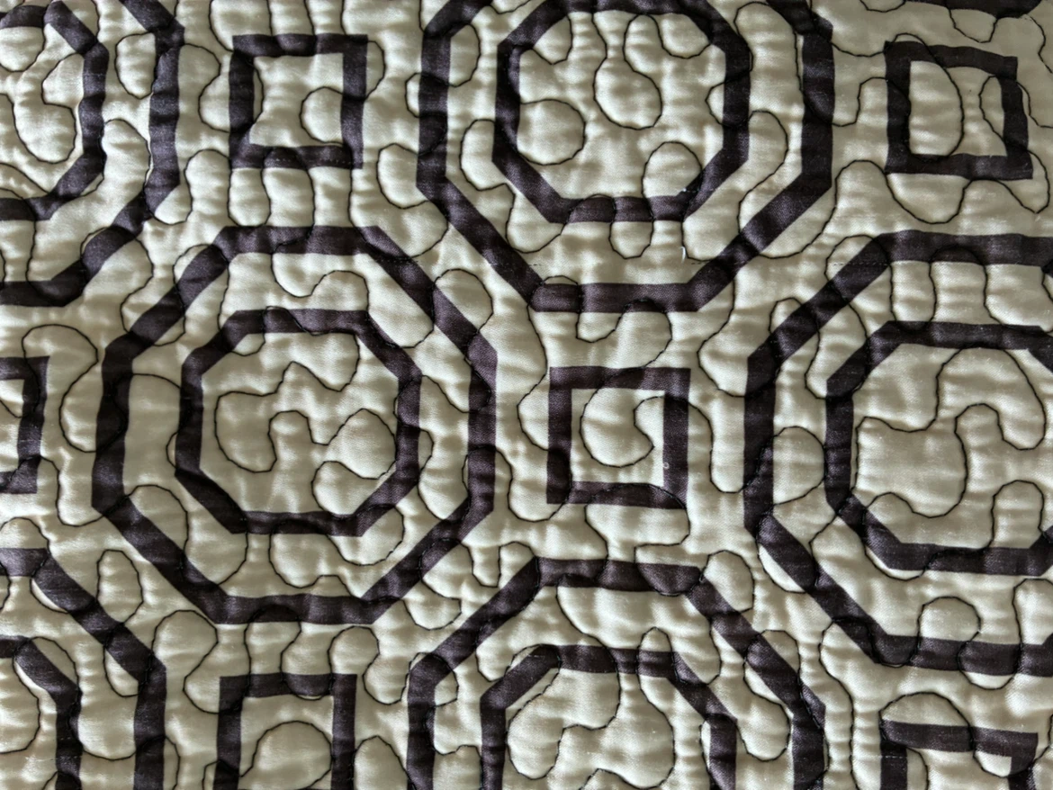 Queens size, Reversible Geometric Pattern Quilt - photo 4
